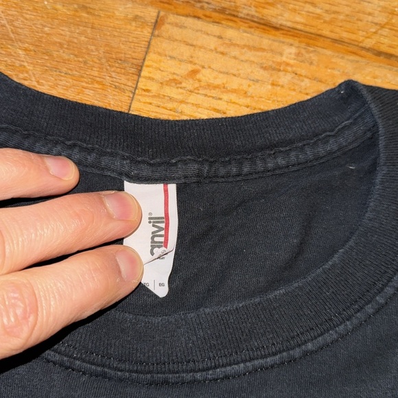 Brad Paisley Crushin’ It World Tour Alcohol T Shirt 2 Sided Size XL Anvil Blk - Picture 2 of 3